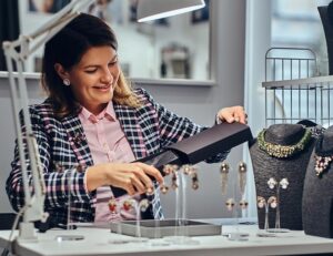 conquistar mas clientes vendendo semijoias